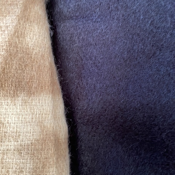 The Coziest Warm Fall Shawl Scarf Wrap. Camel/Yellowish Cream & Black Large - Picture 7 of 10